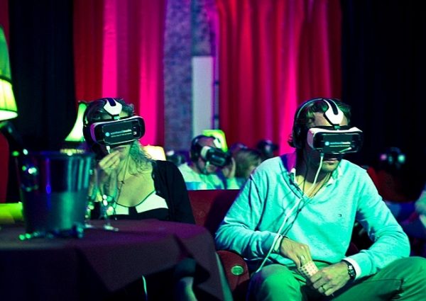 Virtual Reality Cinema