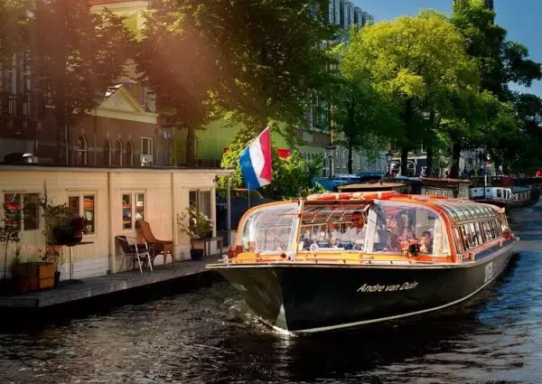 Amsterdam Canal Cruise – 1 hour